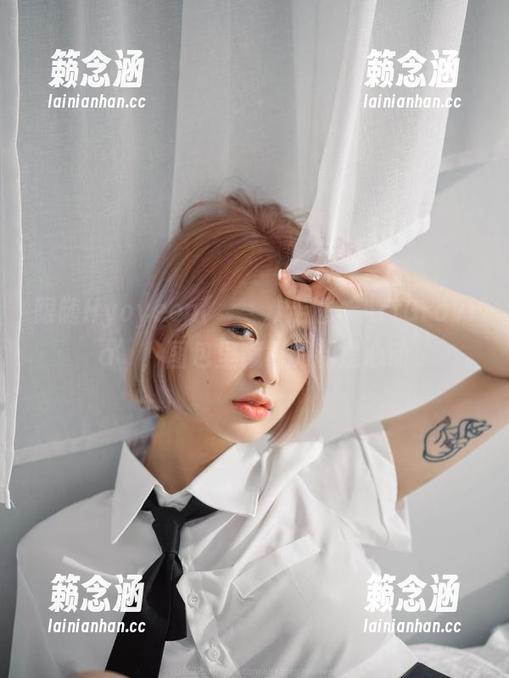 跟随Hyoyeon(김효연)走进‘ArtGravia’，图包里藏着的都是心动