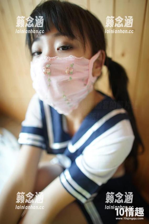 不花一分钱，ROSI空姐制服套的照片让你体验云端生活！