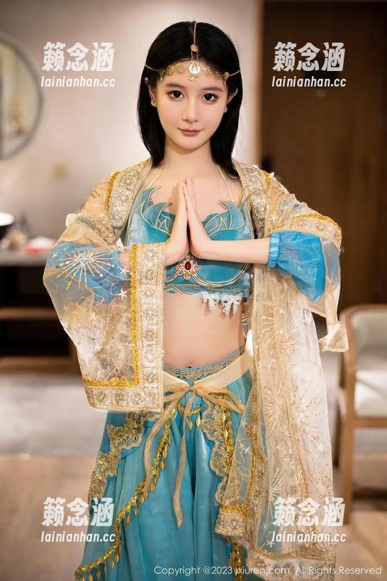 Xiuren秀人网 - 御姐之光，伊小七MoMo的私拍作品真是绝了，要被惊艳到了！