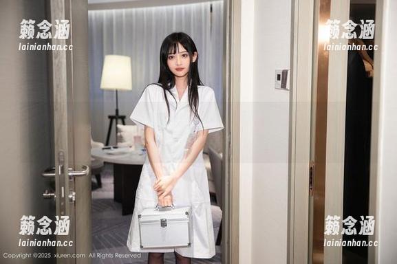 Xiuren秀人网 - “李丽莎婚纱写真：在无圣光的世界里，尽情展露个性图包“