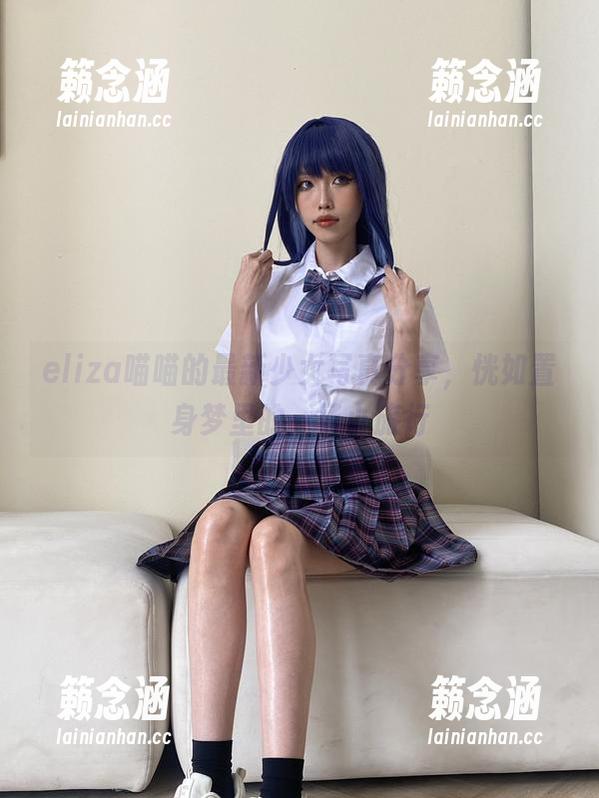 eliza喵喵的最新少女写真分享，恍如置身梦里的一场小旅行