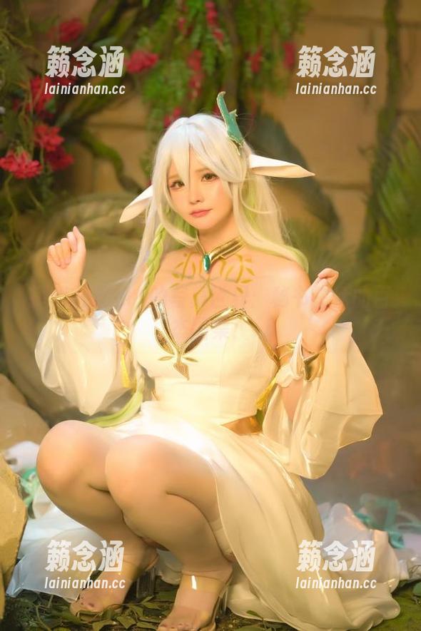 前羽_rr 探索前羽_rr的写真世界:秘书生活的百态图集!