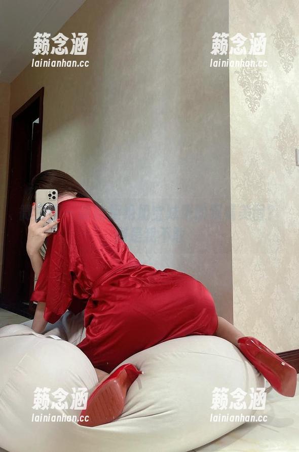 奶宝妹纸 微密圈 - 谁能拒绝奶宝妹纸的眼镜美图?倒是我不敢