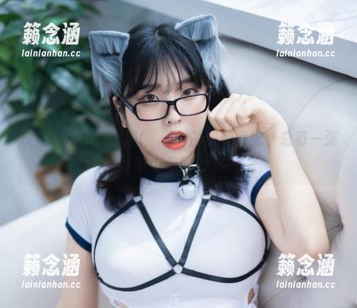 快来围观！宋哈娜(송하나)的清纯壁纸，总有一张戳中你的心。