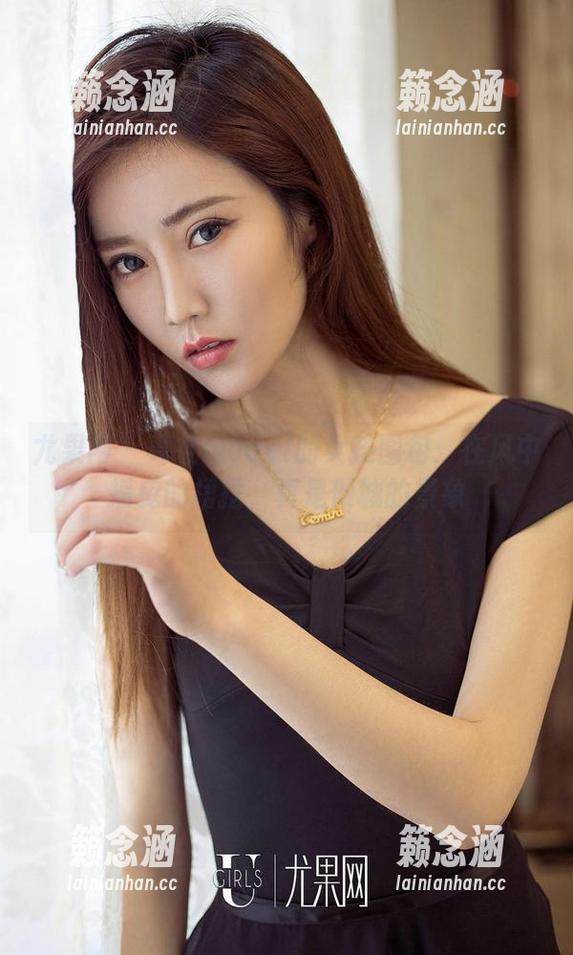 尤果网-葛征model 尤果网 - 葛征model的女孩图包:在风中摇曳的裙摆,真是倾城的景象
