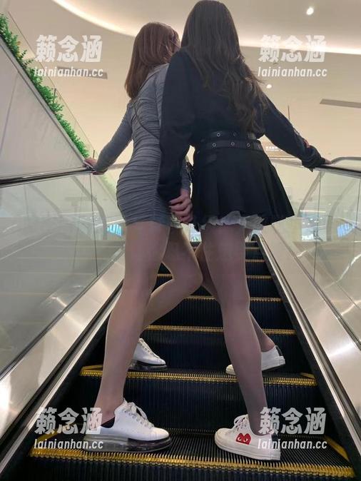 无敌哒小姨妈 微密圈 - 高清写真再升级!无敌哒小姨妈的双马尾让你忍不住想要点赞!