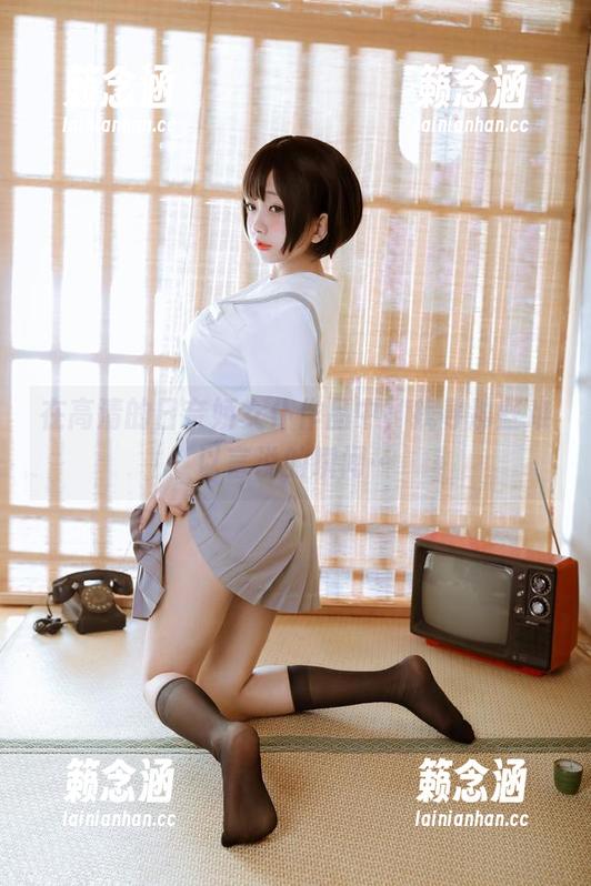 日奈娇 在高清的日奈娇女仆作品中,找寻那些难以言说的瞬间…