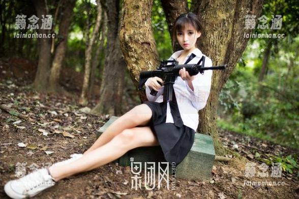 当果团网邂逅邻家少女：无法抗拒的作品图集，细腻又俏皮