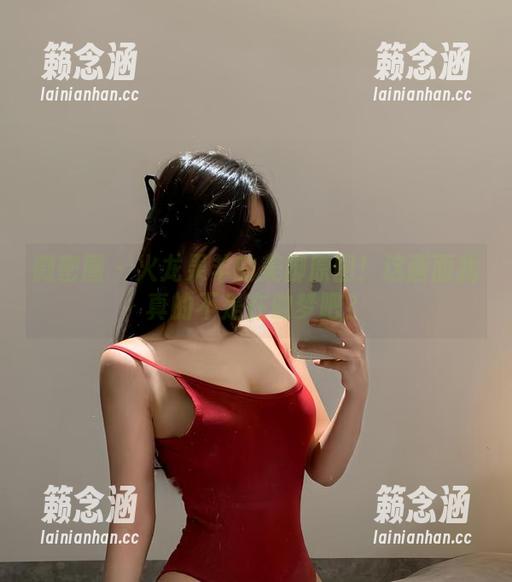 火龙果羊 微密圈 - 火龙果羊的美脚原图!这画面我真的不是在做梦吧?