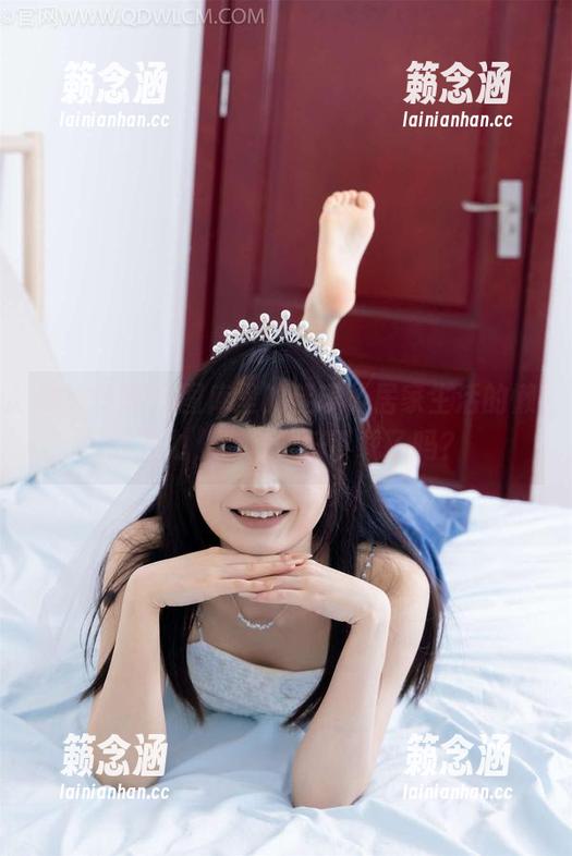 物恋传媒-佳琪 物恋传媒 - 图库里的佳琪,居家生活的懒散魅力,你准备好下载了吗?