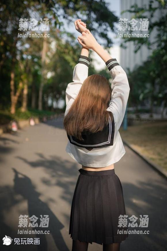 祖木子 黑丝+阳光=心动公式?祖木子的午后写真套图,来验算一下!