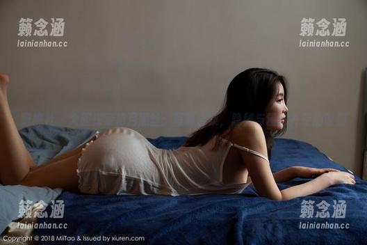 蜜桃社-初月 蜜桃社 - 大胆探索初月黑丝:写真合集,隐秘与精彩并存的时刻