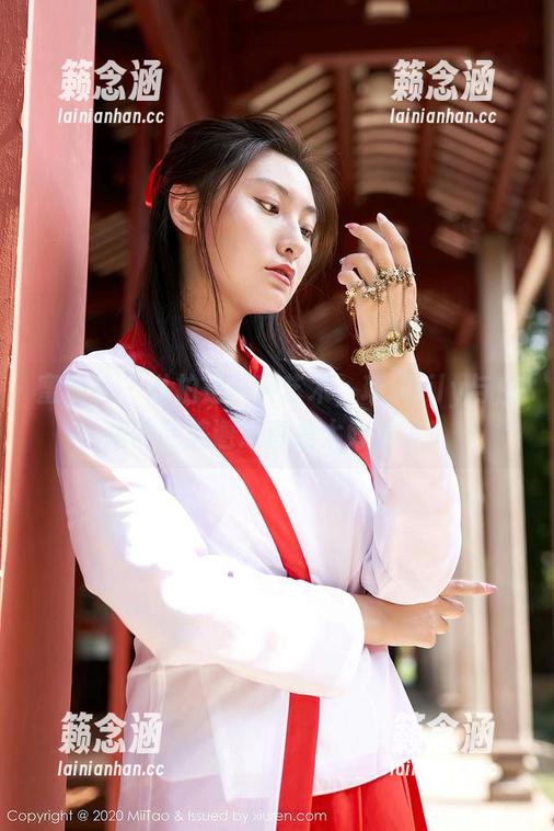 蜜桃社-琉璃lily 蜜桃社 - 私拍是一种艺术,琉璃lily与白裙的完美邂逅真是太好看了!