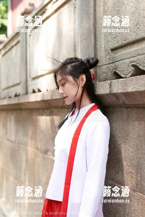蜜桃社 - 真希女仆出击：高清图集，带你进入另一种幻想世界！