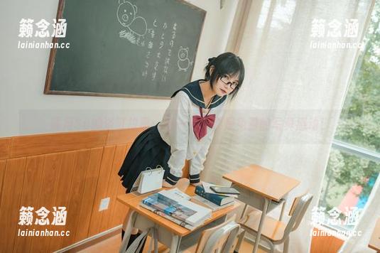 逐月Su 逐月Su的浴缸故事:每一滴水都是免费的写真感动!