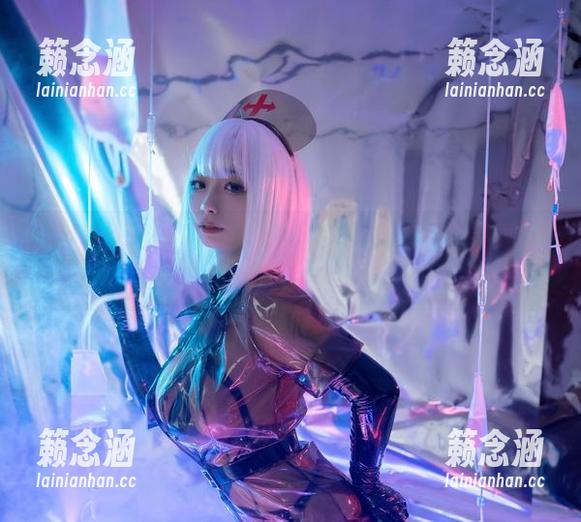 谁说体操服只能在操场？陌陌咕咕咕的写真精选令人耳目一新