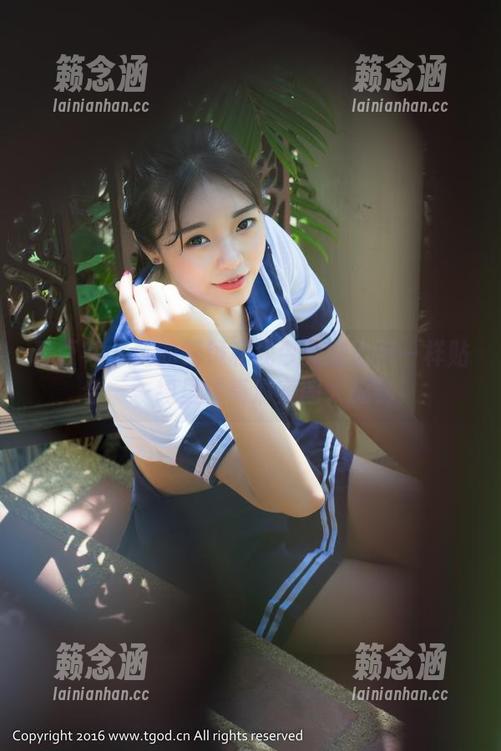 青豆客 - 她的眼镜和我今天的心情一样贴合——绮里嘉高清美图大揭秘！